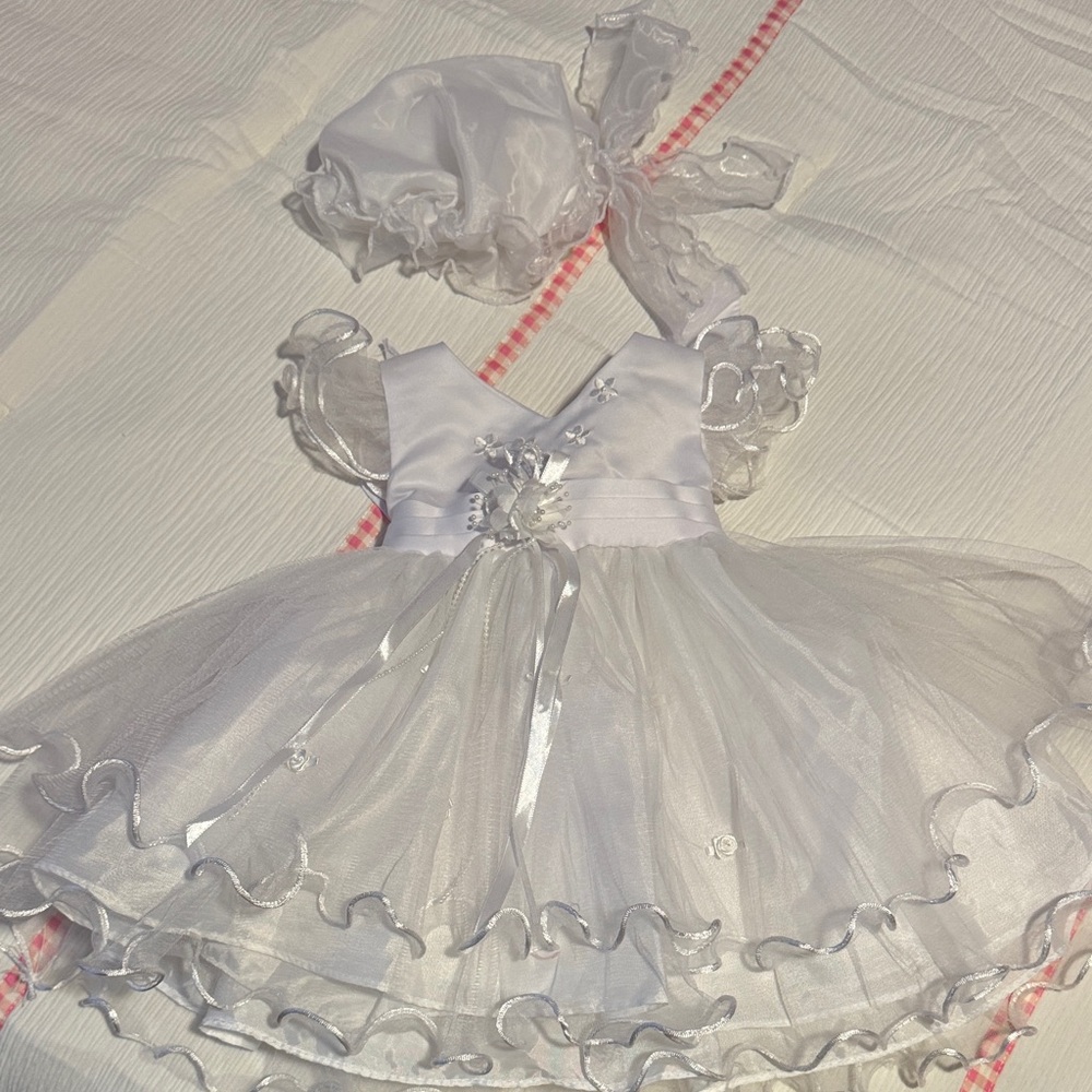 Elegant White Kids Costume Dress